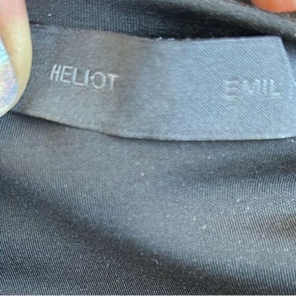 Heliot Emil Semperi Black Long Sleeve Top Hook & Eye Closures Throughout Ssense - Picture 6 of 9